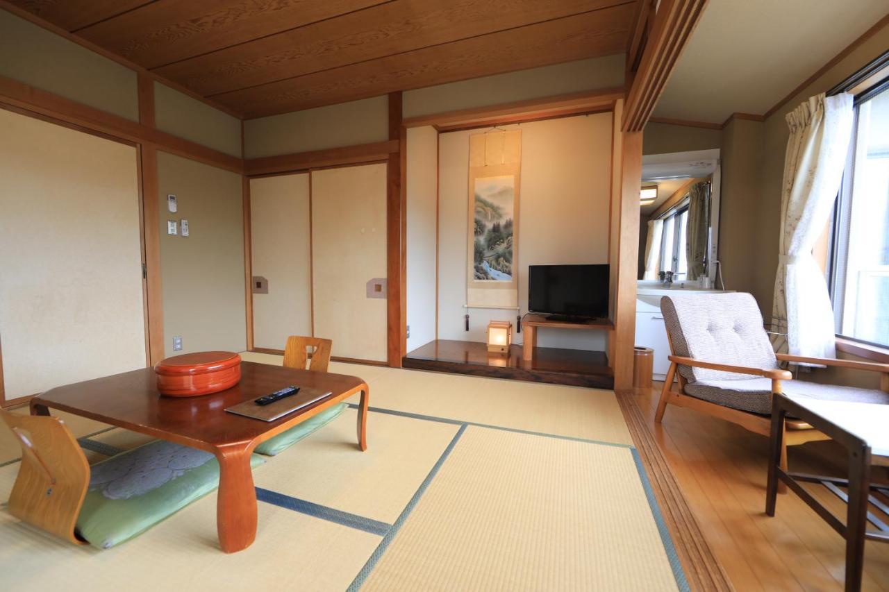 Hotel Raku Hakone Esterno foto